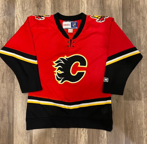 YOUTH Calgary Flames Hockey Jersey