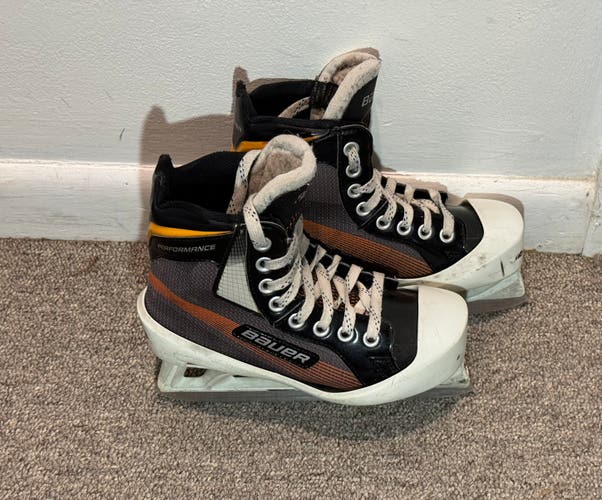 Bauer Performance Hockey Goalie Skates Regular Width 1.0D