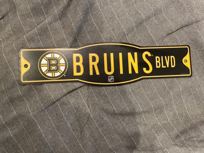 Boston Bruins street sign for wall hanging