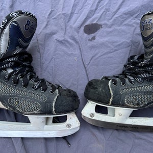 CCM 852 SUPER TACKS Size 7