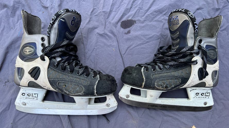 CCM 852 SUPER TACKS Size 7