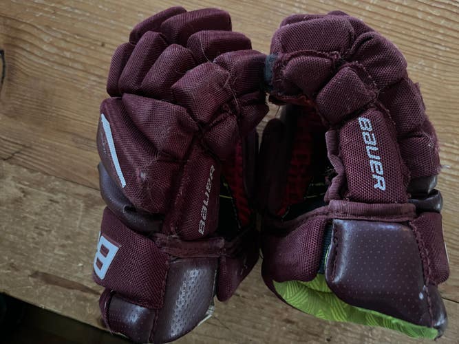 Used Maroon Bauer Vapor X2.9 Gloves 10"