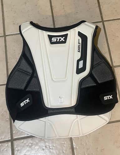 Used Medium STX STX Shield 600 Chest Protector Goalie Chest Protector