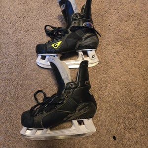 Used Senior Graf Supra G5 Hockey Skates Regular Width Size 6.5