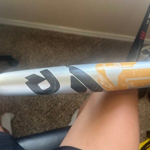Used DeMarini (-3) 29 oz 32" CF Zen Bat