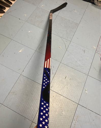 New Pro Stock Bauer Vapor ADV Wrapped As USA Geo P90TM 87 Flex