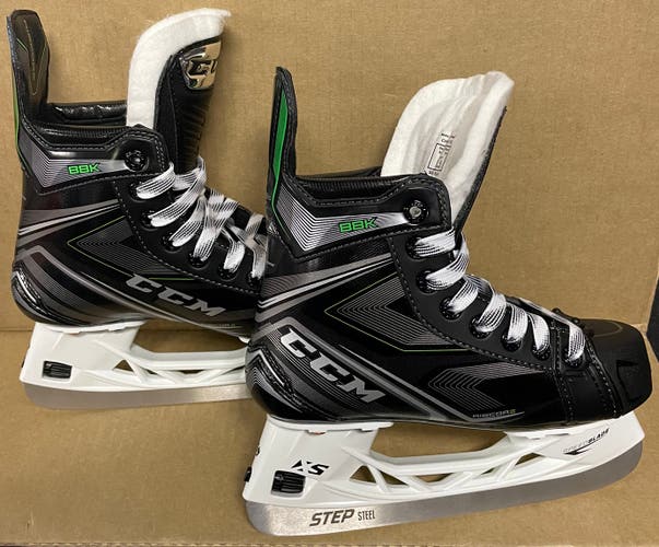 New CCM Ribcore 88k Hockey Skates 2.5 Regular