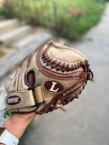 LOUISVILLE FP203 TPS Bionic Fastpitch Catchers Mitt RHT