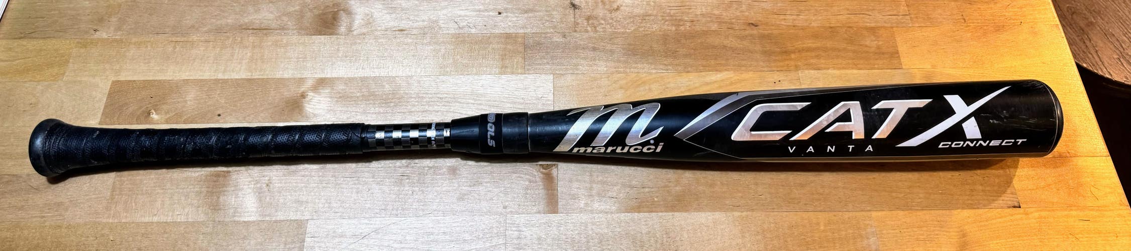 Used 2023 Marucci 33” CAT X Vanta BBCOR Certified Bat Hybrid (-3)