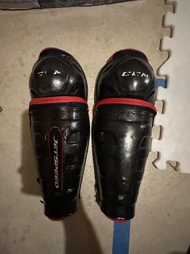 Ccm jetspeed Youth/junior Shin Pads