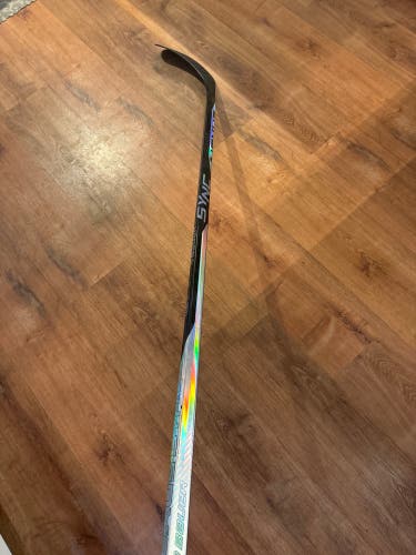 New Senior Bauer Right Handed P92 Pro Stock Nexus Sync Hockey Stick