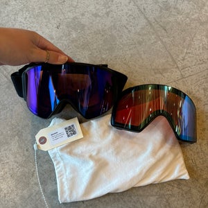 Black Used Men's Anon M4’s Snowboard Goggles Large