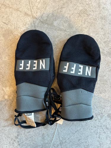 Black Gently Used Men’s Large NEFF Park Mittens