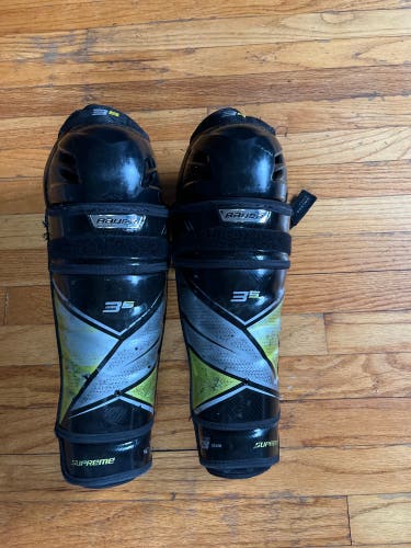 Used Junior Bauer 14"  Supreme 3S Shin Pads