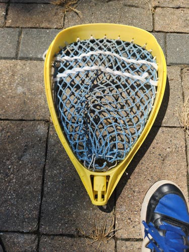 Used Warrior Strung Abyss Goalie Head