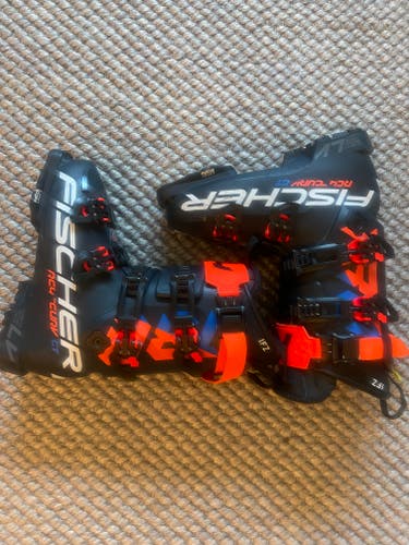 Fischer All Mountain RC4 Curv 130 Ski Boots Stiff Flex