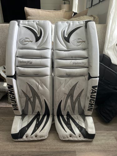 Used 36" Vaughn Velocity V4 Goalie Leg Pads