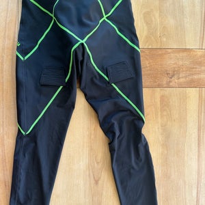 New Senior Medium Bauer Core 1.0 Hockey Under Pants