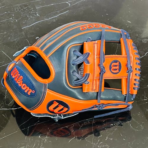 NWT Wilson A2000 11.5" Jose Altuve 1786 Game Model - Aug 2015 GOTM 100 Series