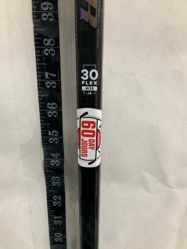 New Junior Warrior QR6 pro Right 30 Flex W28 Stick