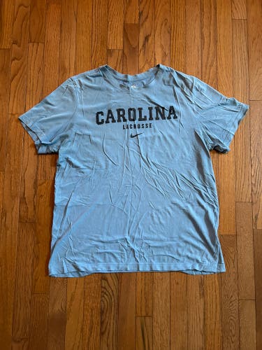 Unc Lacrosse Team-Issued Practice Shirt (XL)