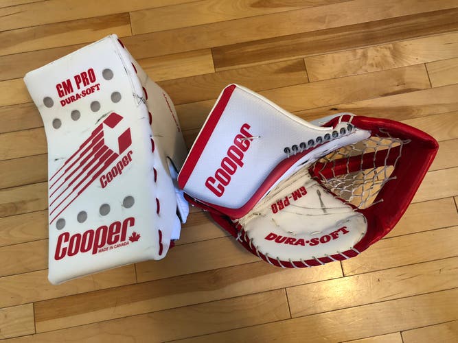 Custom Bauer Hyperlite 2 Catch Glove And Blocker Cooper Digi Print Red White