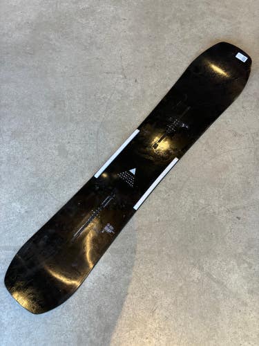 Used Burton Mystery Hometown Hero Snowboard 152cm