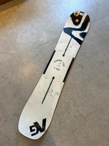 Used Burton Family Tree Territory Manager Camber Snowboard 148cm