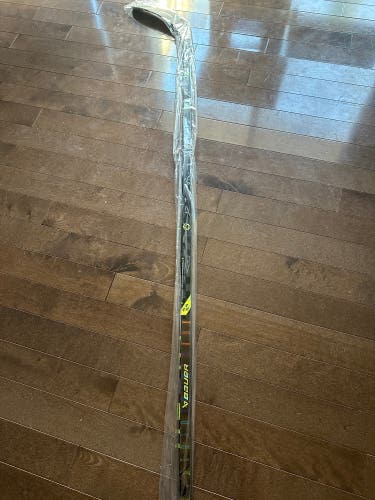 New Bauer Ag5nt Stick - Right 70 P28