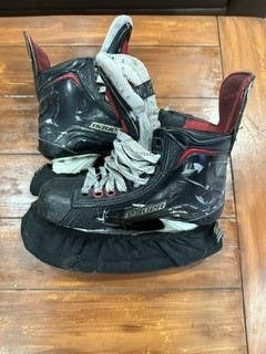 Used Bauer Vapor 1X Hockey Skates Regular Width Size 5.5