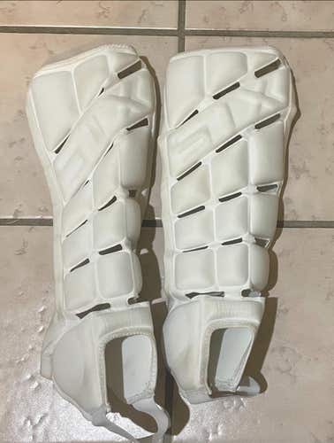 Used Medium STX Contour Shin Protectors