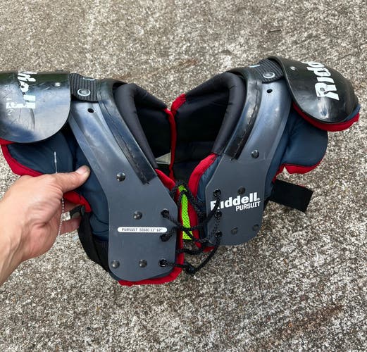 Small Riddell Pursuit Shoulder Pads 11”-12”