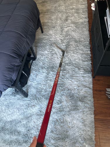 Used Senior Bauer Left Hand P92 Pro Stock Vapor Hyperlite Hockey Stick