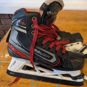 Used Junior Bauer Vapor X2.7 Hockey Goalie Skates Size 3.5