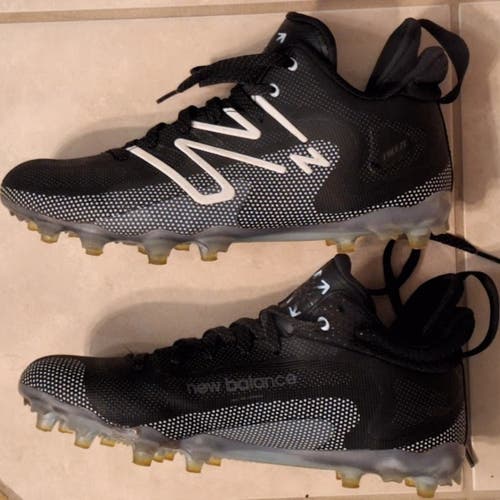 CLEAN Black Used New Balance Mid Top FreezeLX v4 Molded Cleats Adult Men's Size 9.5 (Women's 10.5)