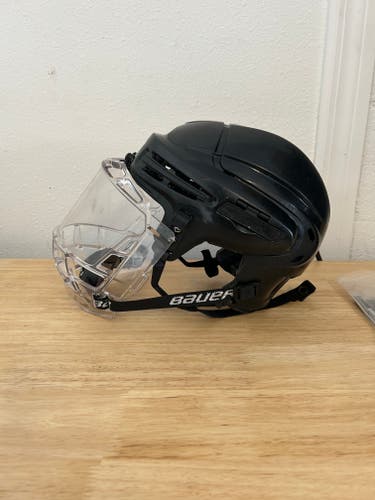 Used Large Bauer 9900 Helmet