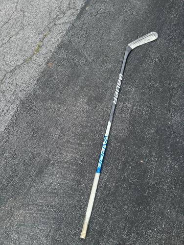 Used Senior Bauer Right Handed P92 Pro Stock Vapor Hyperlite Hockey Stick