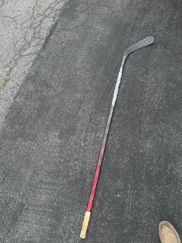 Used Senior Bauer Right Handed P92 Pro Stock Vapor FlyLite Hockey Stick