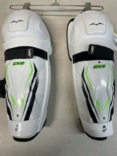 Used Vic Cx2 11" Hockey Shin Guards