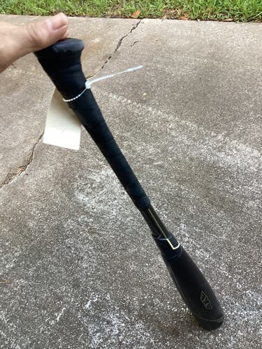 Used Kid Pitch (9YO-13YO) AXE Avenge Bat USSSA Certified (-10) Alloy 20 oz 30"