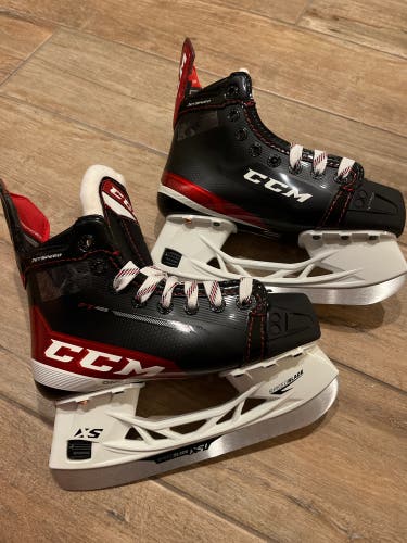 New CCM Jetspeed FT 485 Skates 1.5 R