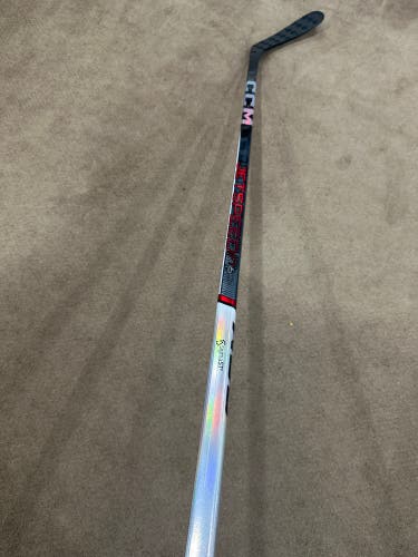 P29 85 Flex New Senior CCM Right Handed P29 Jetspeed FT6 Pro Hockey Stick