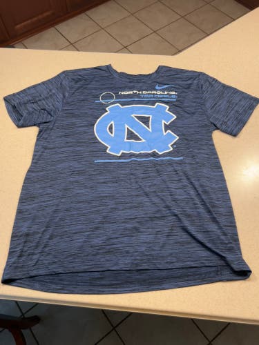 New UNC Nike Dri-fit Men’s Shirt