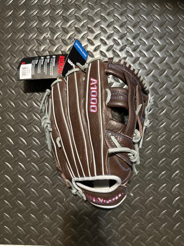 Wilson A1000 12.5 Adult Baseball Glove