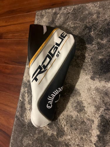 Callaway Rogue ST Driver Head Cover