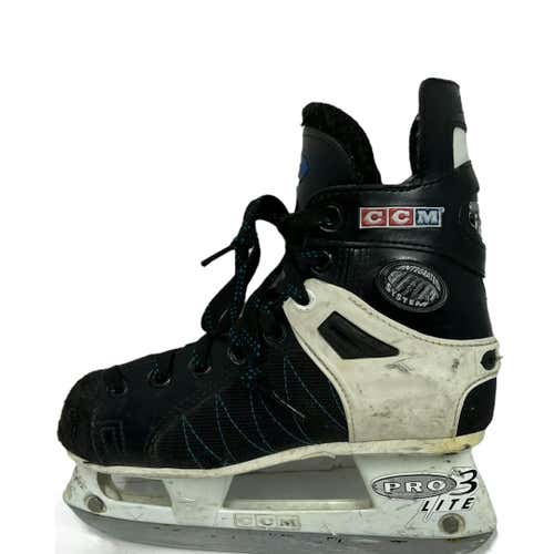 Used Ccm 252 Tacks Junior 03 Ice Hockey Skates