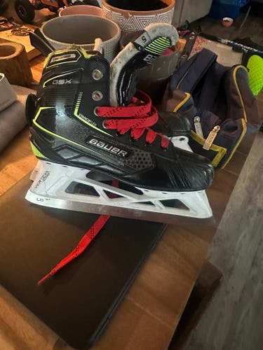 Used Intermediate Bauer Size 5 GSX Hockey Goalie Skates