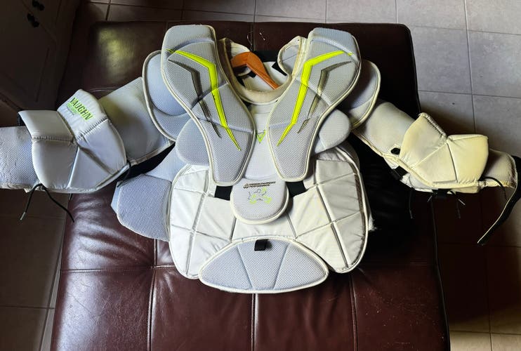 Vaughn Velocity V6 2200 Pro Chest Protector