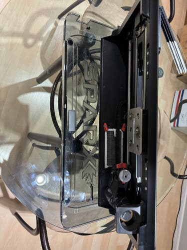 SPARX ES200  PRO BUNDLE SKATE SHARPENER - perfect for minor hockey , junior or college program