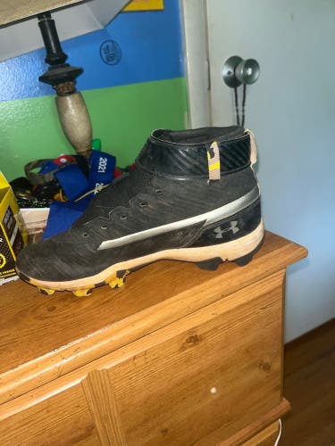 Black Used Kid's High Top Molded Cleats Harper 4